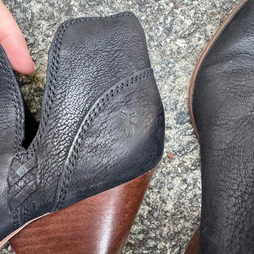 Frye Women's Size 6.5 M Reina‎ Black Suede Cut Out Western Cowboy Ankle Bootie - Picture 15 of 16